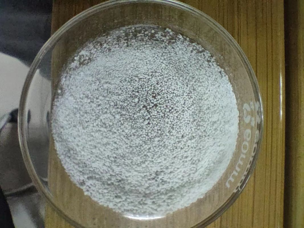 Các axit béo chuỗi ngắn và trung bình và canamaldehyde thay thế AGP cho lợn